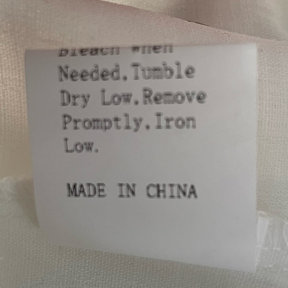 SHEIN Ruffled Off-The-Shoulder Smocked Crop Top Sz S - Picture 6 of 7